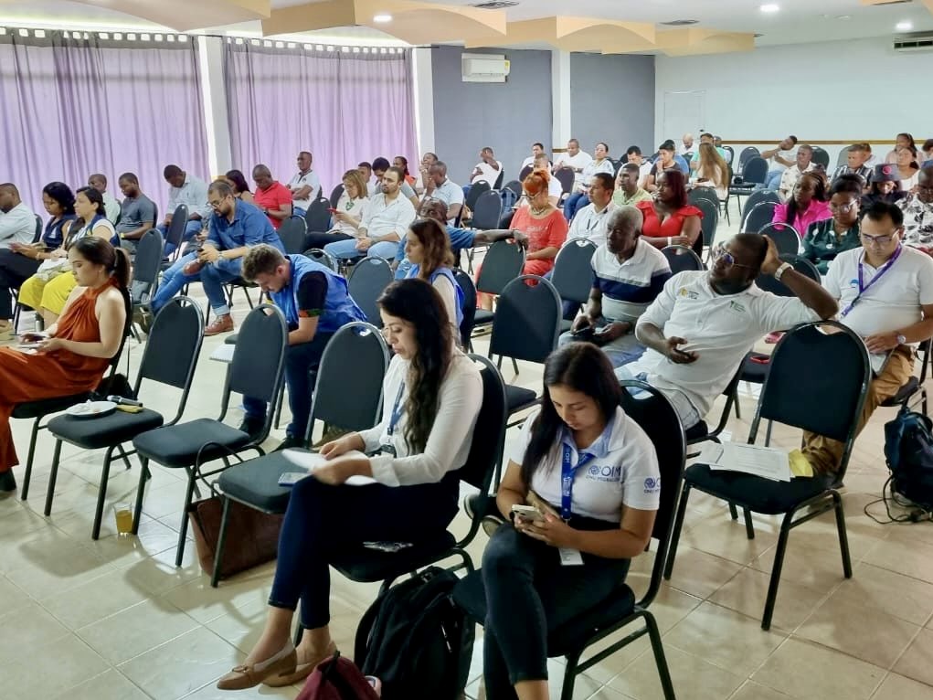 En #Tumaco, Nariño, junto a firmantes de paz, comunidades y alcaldías del Pacífico nariñense, participamos del tercer encuentro de planificación y construcción de paz organizado por @PGN_COL, un espacio de diálogo sobre avances y desafíos en la implementación del #AcuerdoDePaz.