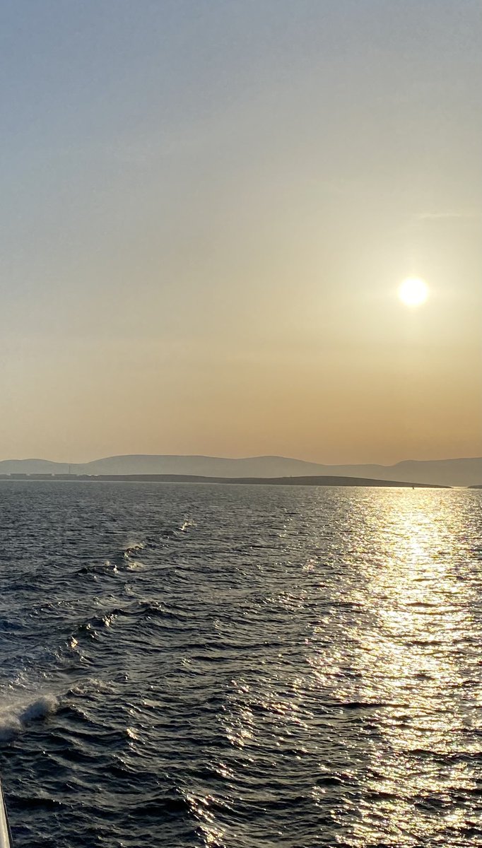 Beautiful sailing home tonight ☀️ #Orkney