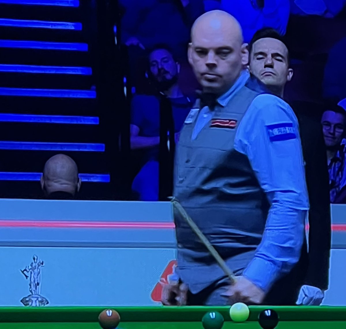 ￼Looks like Stuart Bingham’s brought a spare head and left it on the side