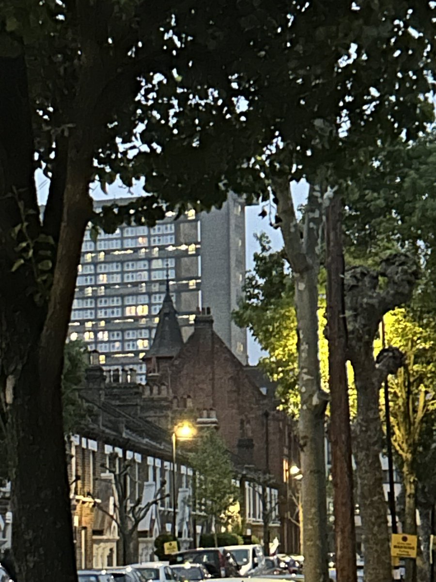 In the Queen’s Park gloaming for the last round of knocking up for @SadiqKhan @JSmallEdwards @UKLabour. 20, 000 steps and still counting…