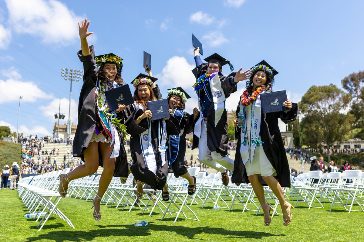 Commencement is right around the corner! 🎓 The registration deadline is Friday, May 3 at 11: 59 p.m. (PDT). Registration is required for every graduate who plans to attend a Commencement ceremony, as well as those who wish to decline attendance. sandiego.edu/commencement/