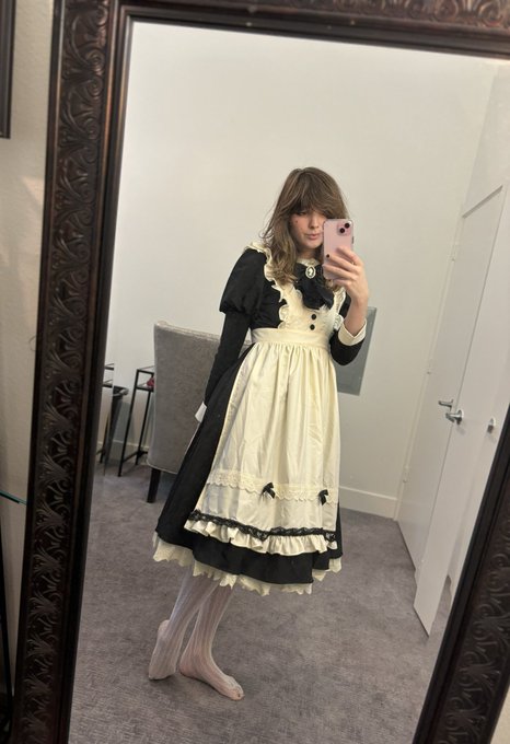 Watch Puppy Bella 💕NSFW 💞 (top 7%)'s leaked NSFW photo on TwXstars