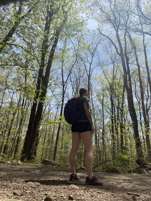 Spent my afternoon in my happy place ☀️⛰️🌲👣 https://t.co/5iXxUBzk9F<a href="/tag/shows"class="tags"><span>#shows</span></a><a href="/tag/cam"class="tags"><span>#cam</span></a><a href="/tag/skype"class="tags"><span>#skype</span></a>