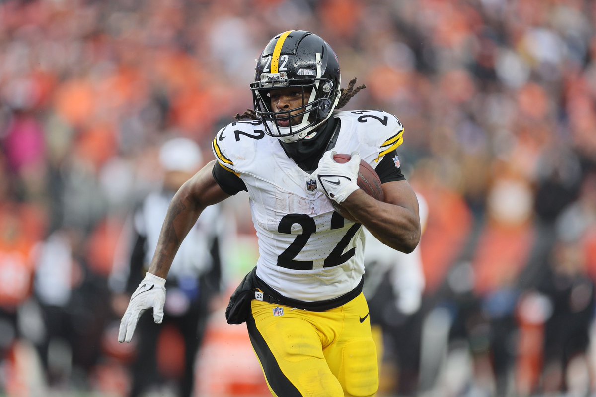 Steelers declined the fifth-year option on RB Najee Harris, giving him the ability to become an unrestricted free agent after this season. Steelers are not ruling out a deal later on.