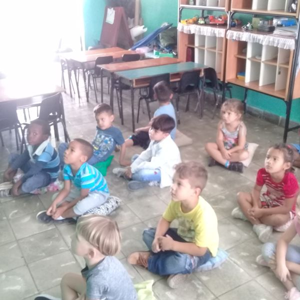 #primerainfancia celebra la Jornada audiovisual para propicia una mayor fijación de los conocimientos,en nuestros niños y niñas a traves de un video del Programa 'Ahora Te Cuento' sobre los medios de trasporte. #EducacionVillaClara #CubaMined