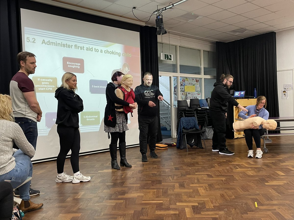 LlanFachPrm's tweet image. Thanks to @Proactive1staid for delivering a whole staff first aid training course today refreshing our skills in dealing with a range of first aid situations in school. #firstaid #firstresponse #keepingourchildrensafe