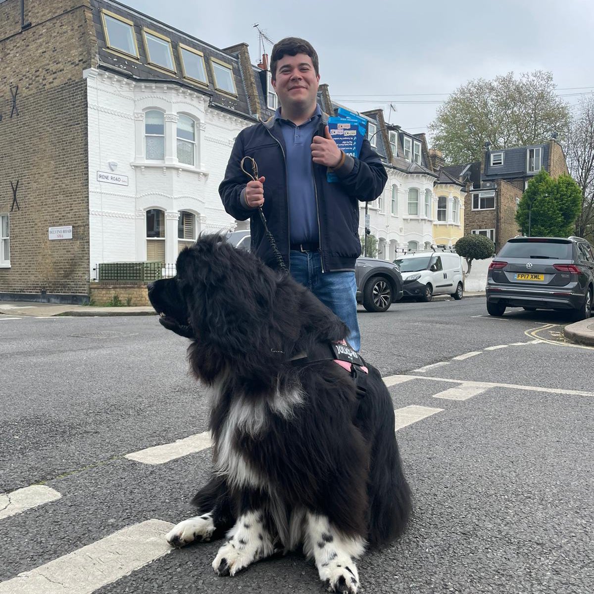 🗳️ Fantastic day GOTV for @Councillorsuzie & @Tony_Devenish, while meeting the largest dog in Parsons Green.