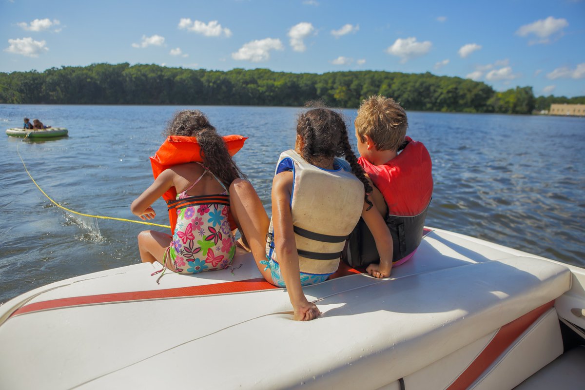 As you are getting your boat ready for another season on the water, be sure to add PFDs to the checklist. MN law requires boats have one PFD on board for every passenger.