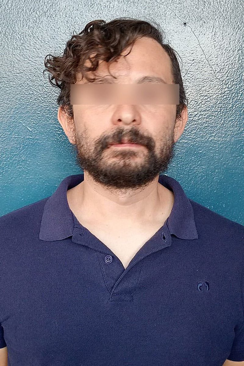 Periódico e-consulta tweet media