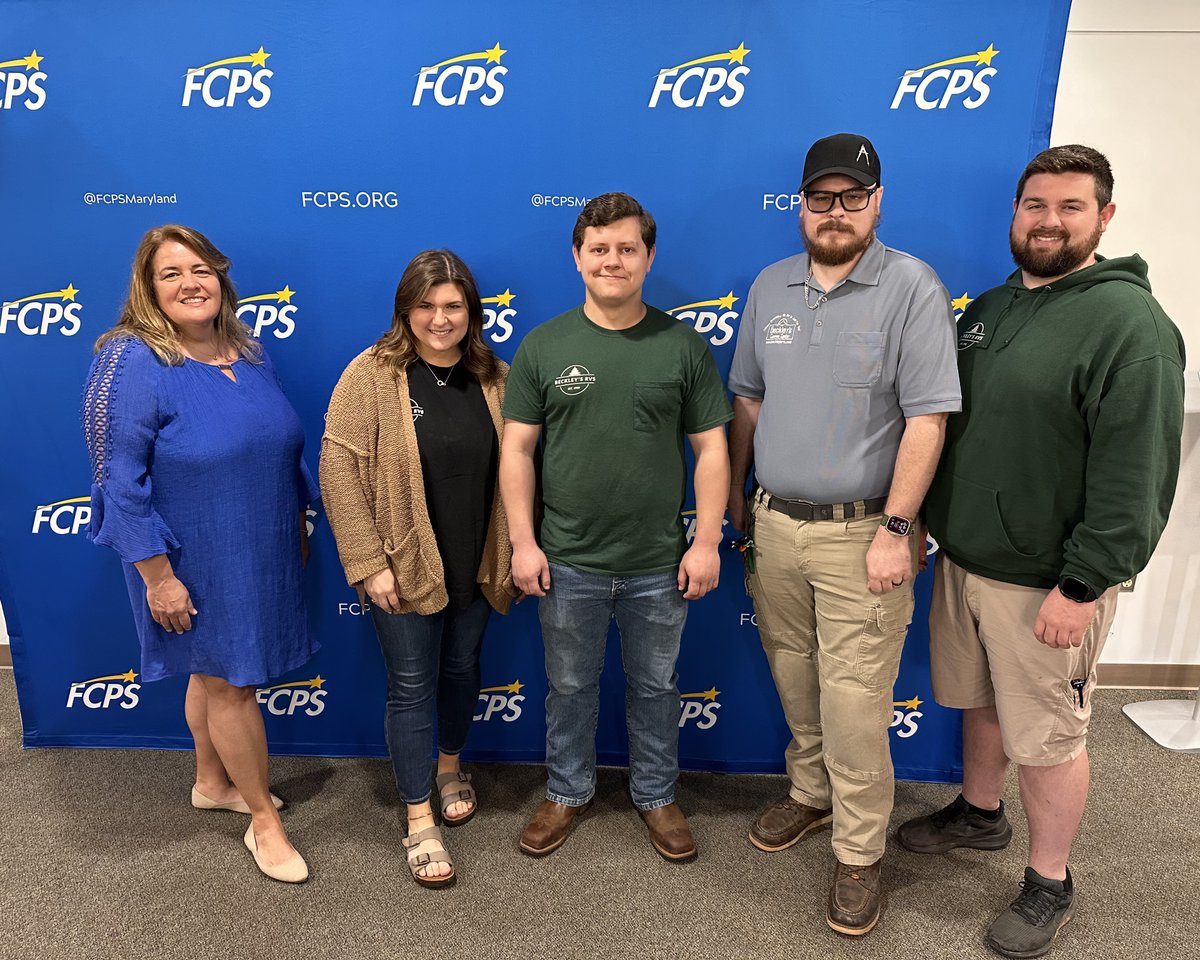 BeckleysRV's tweet image. 🎉 Signing day!

We are thrilled to introduce Jeremiah, our pioneer member for the FCPS Youth Apprenticeship Program.👨‍🎓  

👀 more &amp;gt;&amp;gt;&amp;gt; 
fcps.org/academics/appr…

#YouthApprenticeshipProgram #SupportingOurYouth #FrederickCountyPublicSchools #BeckleysRVs