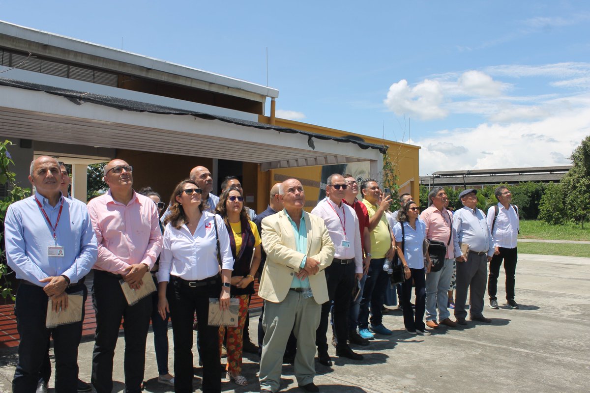 New Laboratory in @UnivalleZarzal equipped with GNSS technology brings closer to realities of the communities, drives decentralization, generates employment opportunities and academic offerings and strengthens Multipurpose Cadastre issues. 👉Read: tinyurl.com/ypobl6xz