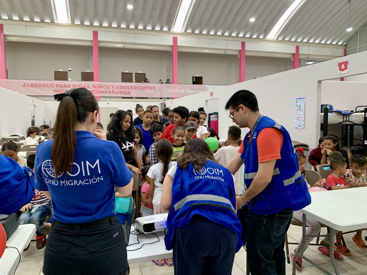 🎉Celebrando la alegría y la esperanza de la niñez #migrante, visitamos el Albergue del DIF Zuazua en #Monterrey, donde compartimos cápsulas informativas y cortos animados sobre salud, protección y educación. ¡Nos llenó de felicidad ver sus sonrisas y llevarles un #FelizDía!