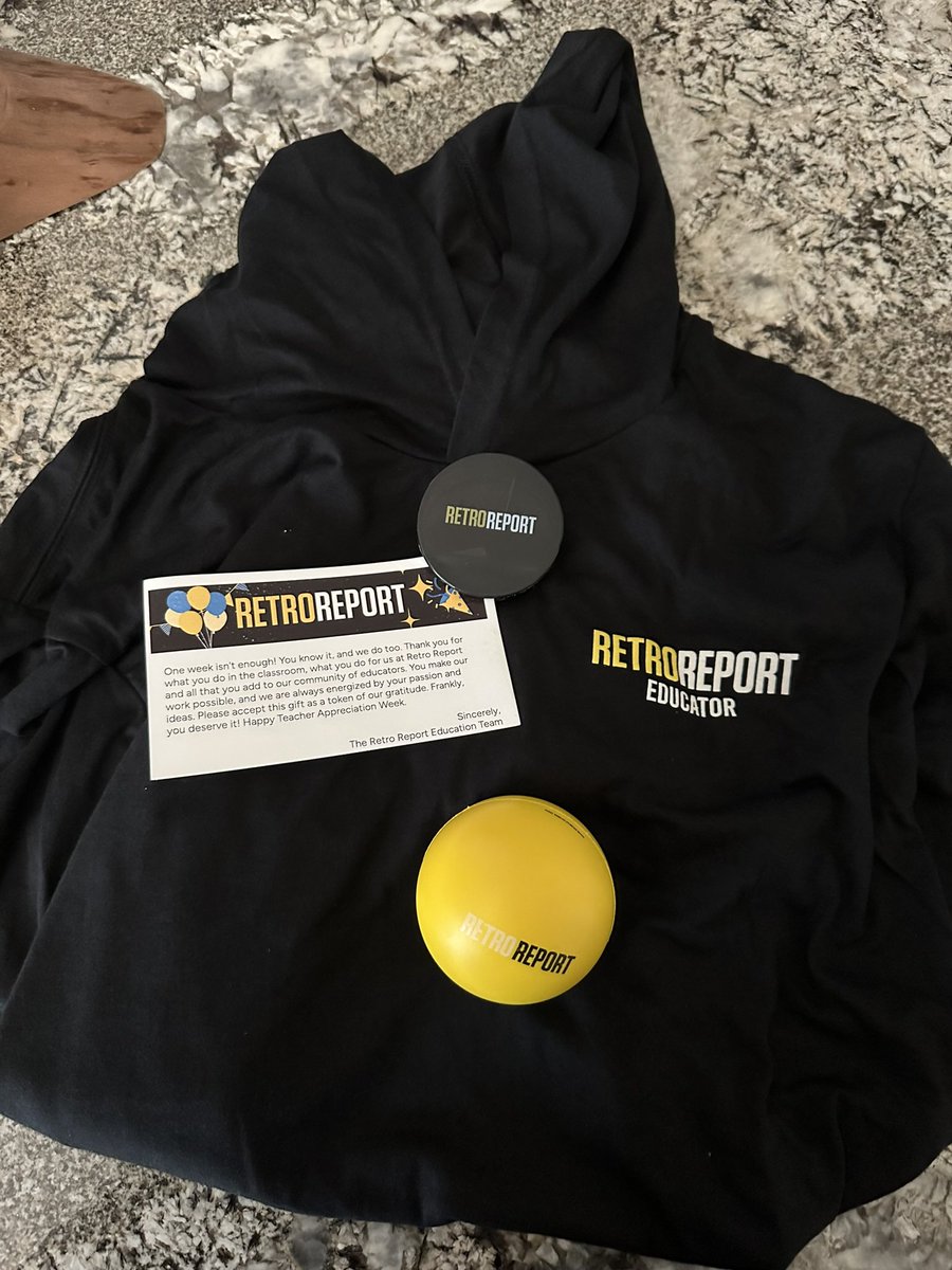 It’s always an exciting day when I come home and some @RetroReport swag is waiting for me! Thanks for always making me feel so appreciated!