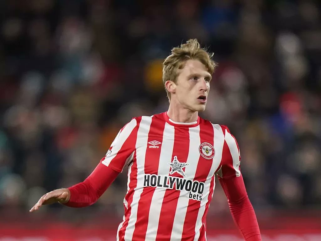 If Real Madrid were to offer £100m to sign Mads Roerslev, would you accept it? 🤔
#BrentfordFC