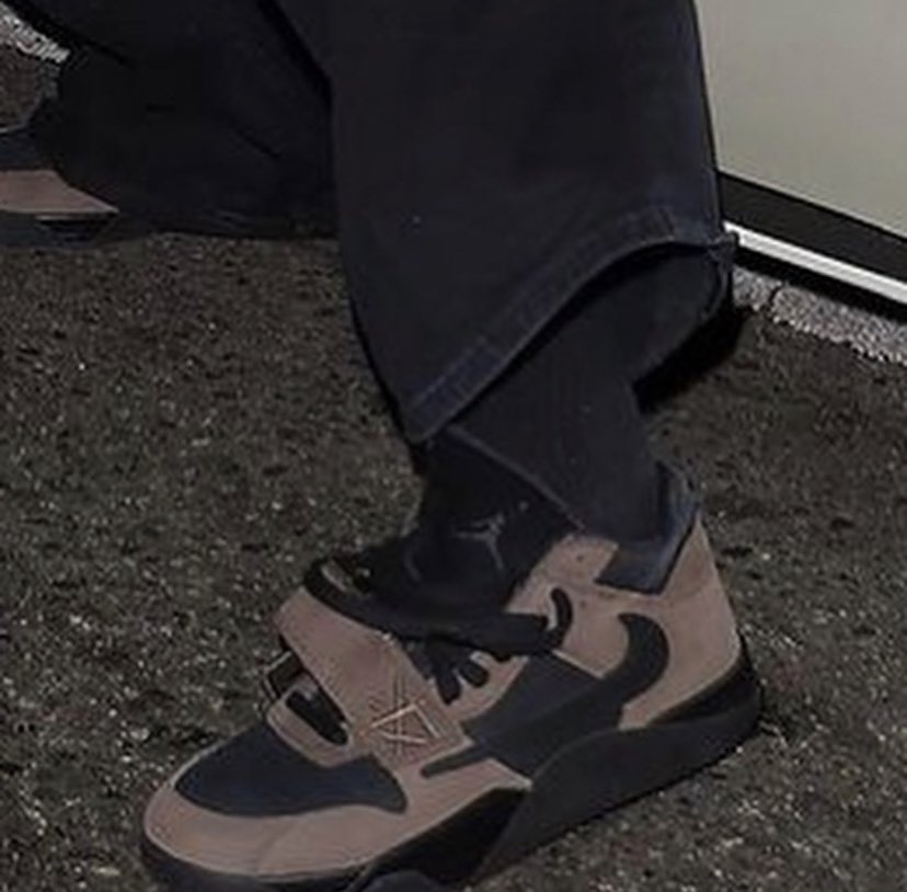 Travis Scott x Jordan Jumpman Jack “Mocha”