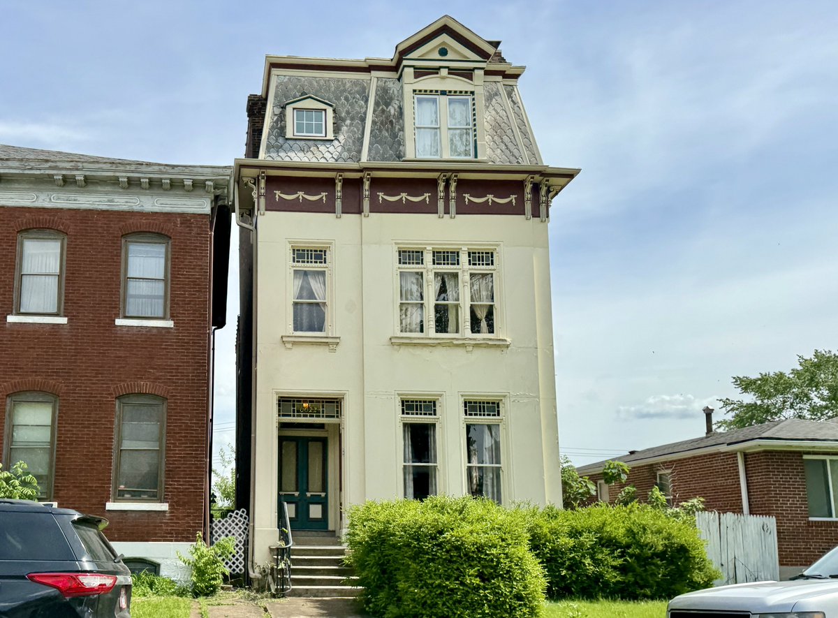 Scenes from my drive around Carondelet in St Louis this afternoon