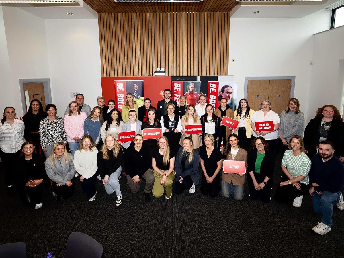 Be Football Mentoring Year 3️⃣ launch day! It really is a privilege to see these inspirational disrupters & change making women & allies coming through this programme. I cannot wait to see what the next 8 months bring for them 👀🏴󠁧󠁢󠁷󠁬󠁳󠁿 #ForHer #BeFootball #PAWB