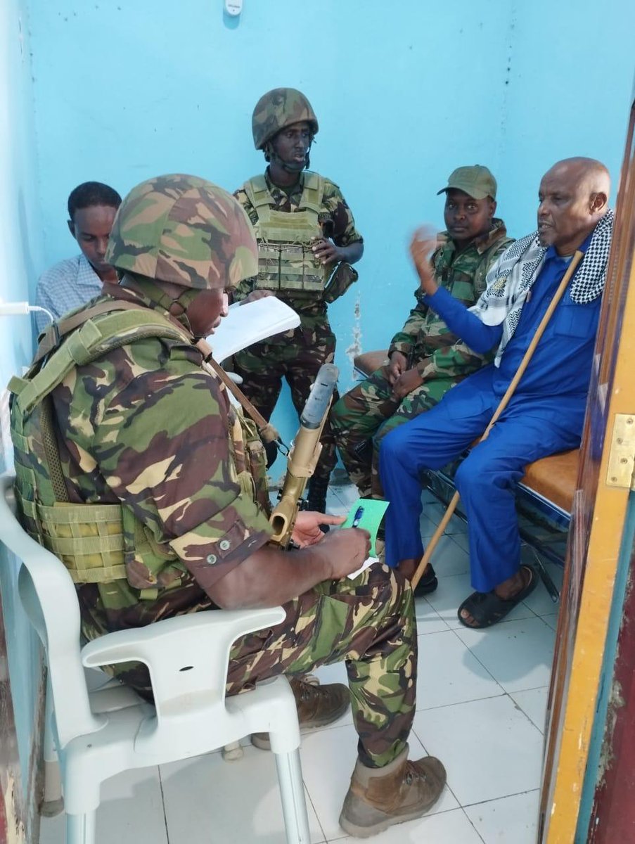 #ATMIS @kdfinfo troops met local officials and Somali Security Forces (SSF) commanders to discuss ways of combating Al Shabaab threat in Bilis Qooqaani (BQ) town, Afmadow district.

Led by Officer Commanding BQ, Maj. Gideon Musyimi, the troops reaffirmed commitment to support SSF…