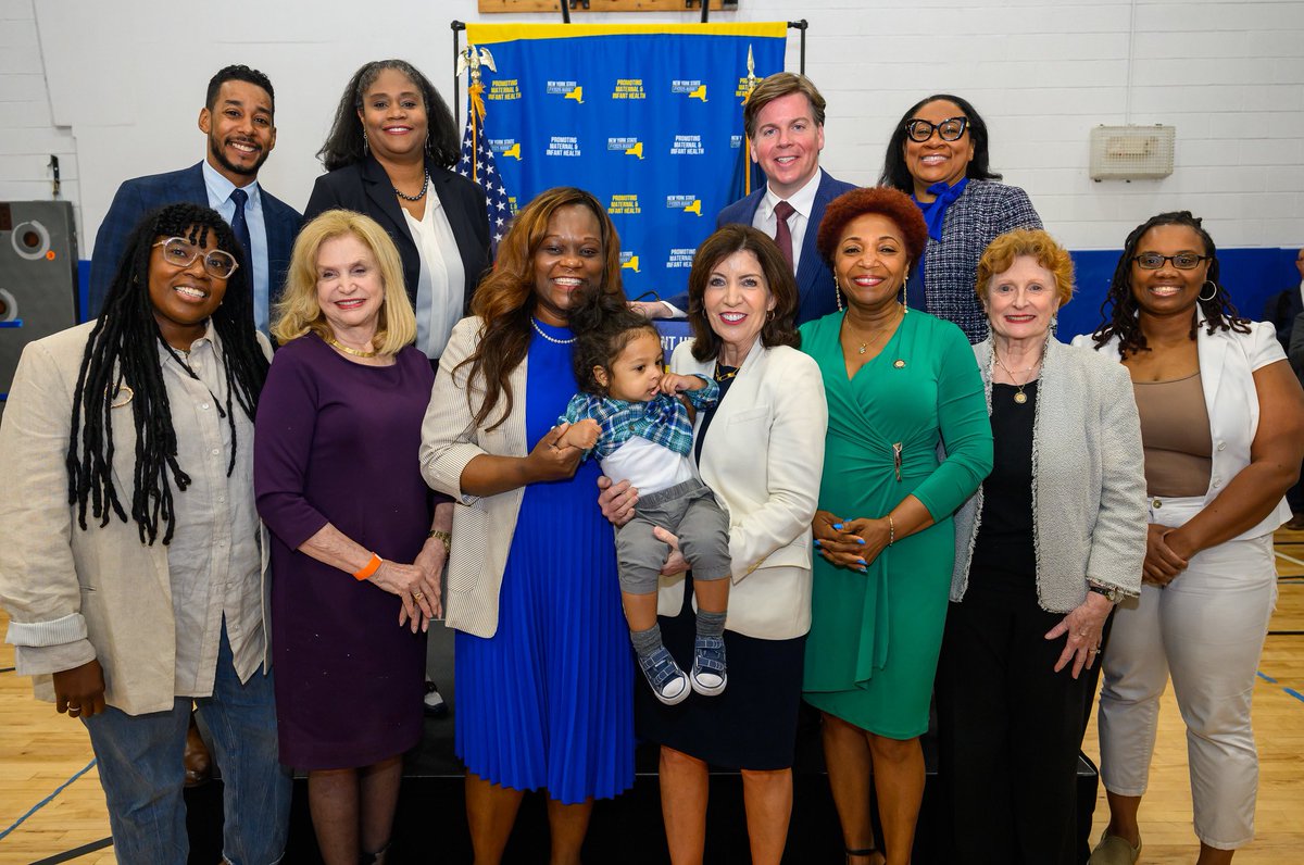 Proud to join @GovKathyHochul to announce that NY will be the first in the nation to create paid leave program for prenatal care. NY will also require doula services to be covered by Medicaid and increase funding to maternal mental health initiatives.