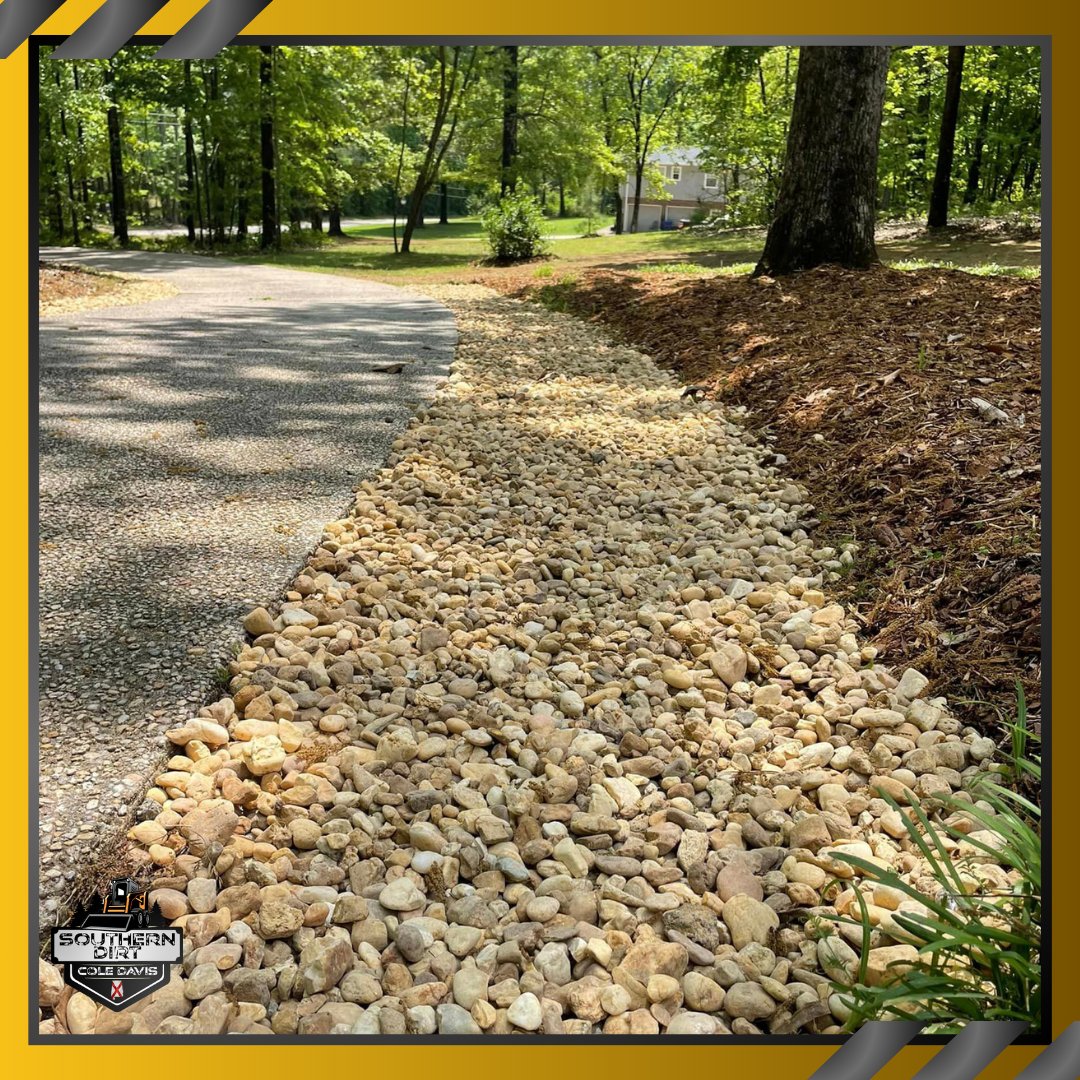River rock installation! Let us help you with your next project at  southerndirtllc.com

#chelseaal #birminghamal #greystoneal #mountainbrookal #gardendaleal #shelbycoal #moodyal #pelhamal #CommercialLandscaping #PropertyMaintenance #landscapedesign #ResidentialLandscaping