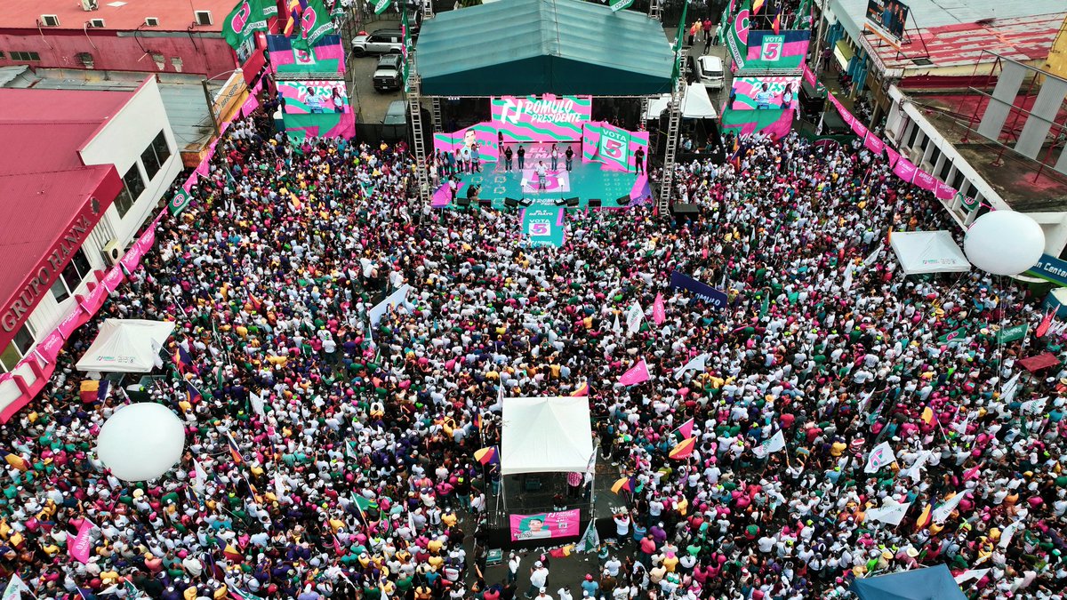 Fotos panóramicas del cierre de campaña de Rómulo Roux en la Ave. central de Veraguas. Mavic 3 Pro.  <a href="/DJIGlobal/">DJI</a>