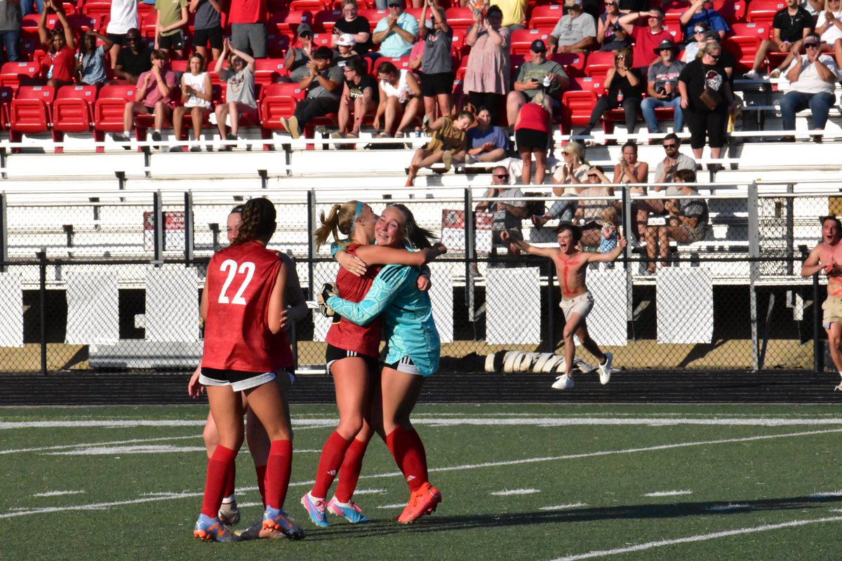 Championship Bound! Lady Redskins (@SCVarsitySoccer) take down Mount Vernon 5-3 in the Final Four to make it to the Class A-Division I title game @CovNewsSports