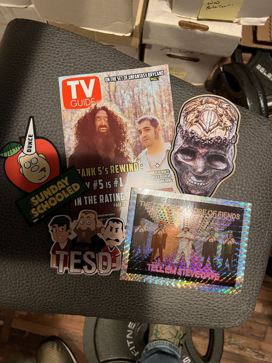 🛑 #Giveaway time! Magnets, stickers, and patches. It’s a @sundayjeff @TellEmSteveDave and @BQQuinn smorgasbord of awesome. Like comment #TESD on this post and repost to enter. @tesdgroupie @DonovanTESD @SModfan @tmilo1982 @GitEmSteveDave @mingchen37 spread the word please.