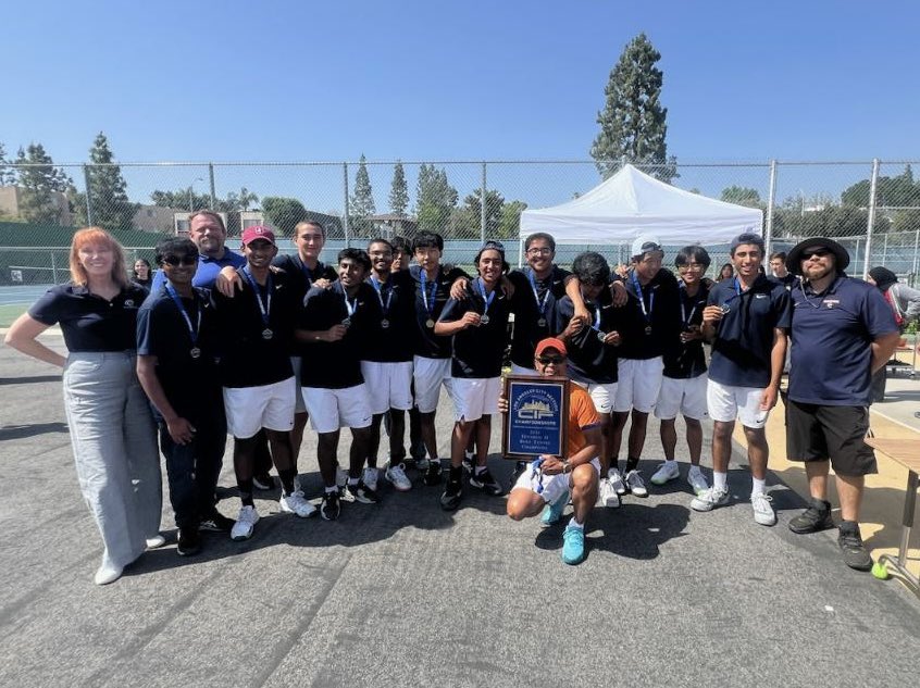 Boys Tennis Division II: 🎾 Chatsworth 16 🏆 Sherman Oaks CES 13.5 Congratulations to the Chancellors on their third #CIFLACS title and first since 1993! 👏👏👏