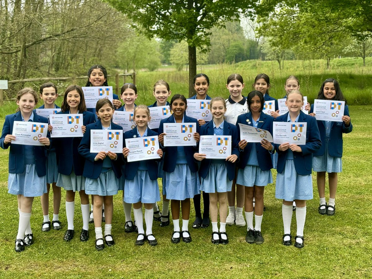 Who doesn’t love a certificate?! The year 5s had a splendid day today (see our previous post!) and their smiles show it all. The only feedback they had? “For the day to be longer to keep going!” 👏🏼👷‍♀️@chatsworthschls @LPSchool #girlsinstem #Engineering #legoworkshop