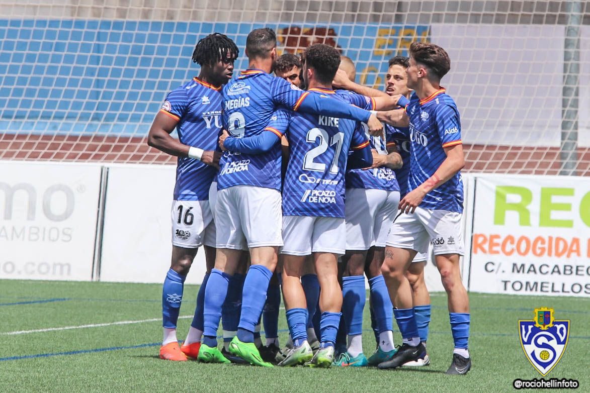 🍍 Todos unidos a Puertollano. Somos, EQUIPO, somos UNION... 

🤫 Y si... SÍ... 👣

#VamosUnión 💙

📷 <a href="/rociohellinfoto/">Rocío Hellín Foto 📷</a>
