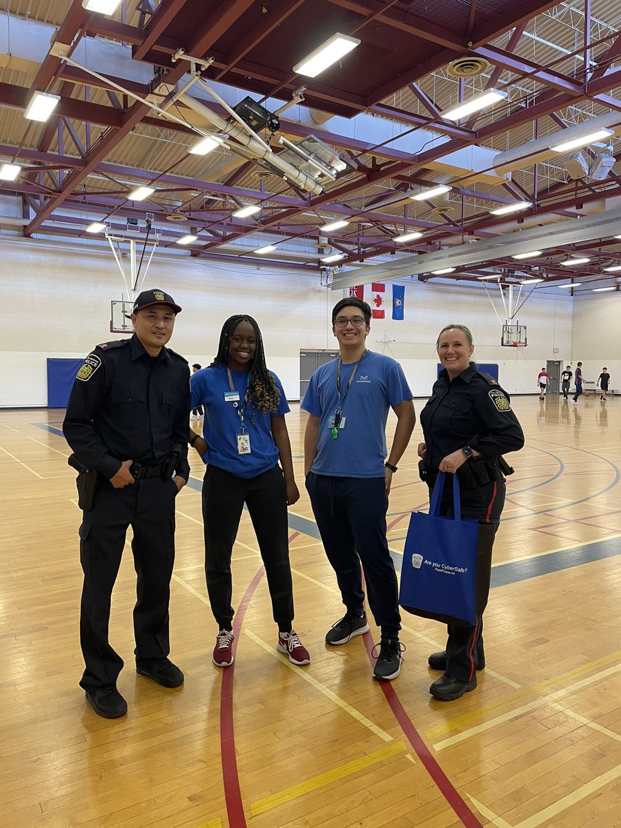 Youth week Day 3. @PeelPolice Youth Engagement team engaged youth by playing soccer and basketball at the Mississauga valley community center and shared some positive messaging community safety tips. #youthengagement #mentorship #Resilience #buildingbridges