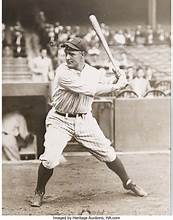 May 2, 1939 The #IronHorse NY Yankee 1st baseman #LouGehrig's streak of 2130 straight games played came 2 an end as he took himself out of the lineup due 2 illness that turned out 2 be #ALS which killed him in 2 years, June 2, 1941 at 37. He was a brilliant & unselfish ballplayer