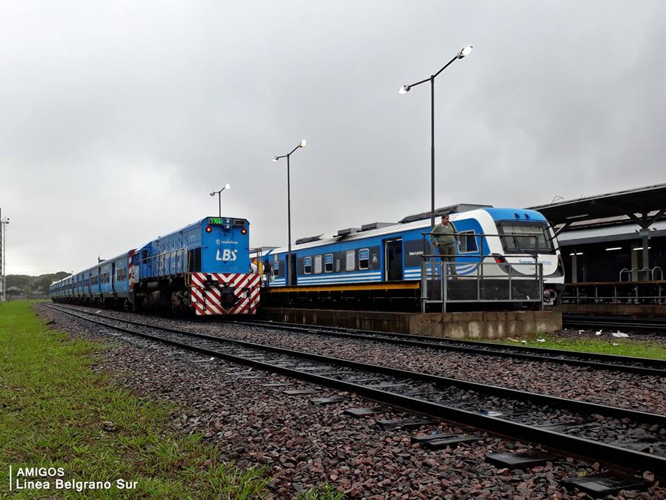 ⚠️ 02/05 > 17:25hs. #LineaBelgranoSur

🚄 Ramal Gonzalez Catan con demoras y cancelaciones, por problemas técnicos.

🍀 El resto de los ramales del #TrenBelgranoSur y del #TrenRoca funcionando.

#BrownConVos #SomosVarela #SomosQuilmes #OrgulloDeSerDeLomas #LineaRoca