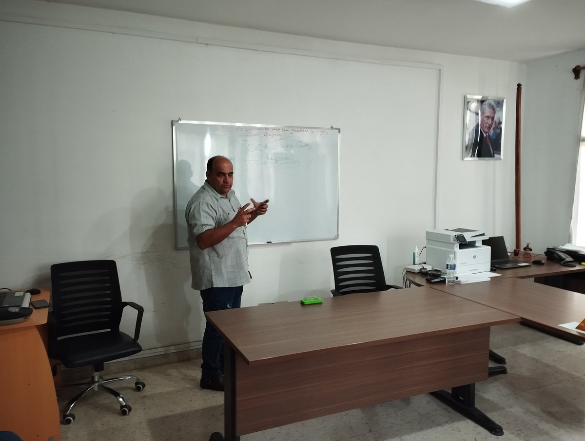 LienAP77's tweet photo. #FIDACuba en encuentro de alineación e identificación de intereses comunes con Vicepresidente del #GAF a cargo, también, de la Cooperación Internacional. #PRODECAFÉ procura el fortalecimiento de esta importante alianza para su implementación, orientando su gestión en resultados! https://t.co/x9zEQcuMGC