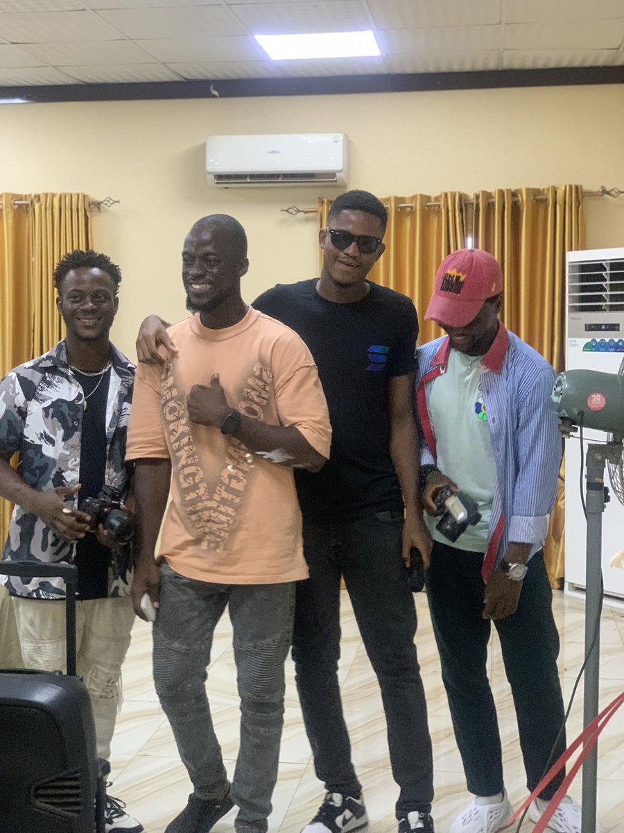 Dorlipi's tweet photo. A day well spent with @omobukola_  😇🎉 

@solana Ecosystem Call-ilorin, may edition
@SuperteamNG  #solanaecosystemcallilorin

@SuperteamDAO getting together in real life on @getriver_io https://t.co/jfT59flRwI