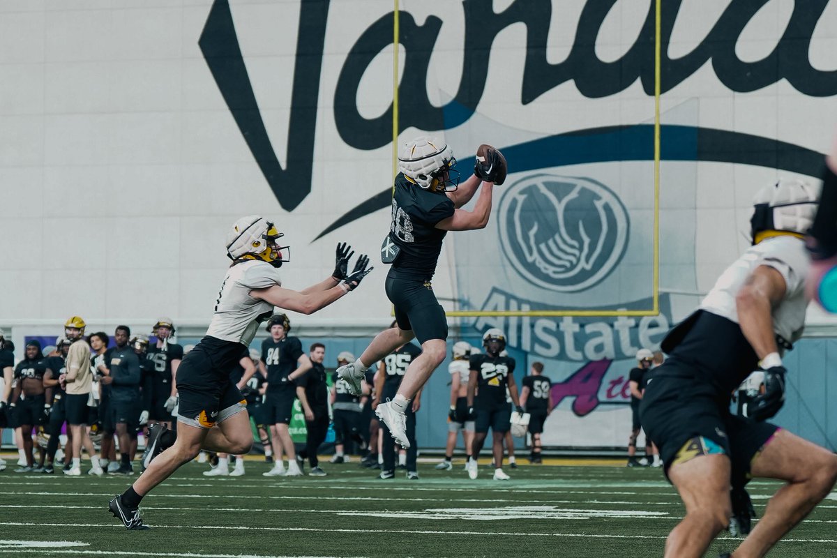 Seth shook (@sethshook2) on Twitter photo Thankful for the experiences and memories <a href="/VandalFootball/">Idaho Football</a> <a href="/uidaho/">University of Idaho</a>
I’m excited to announce I will be entering in the transfer portal with 4 years left of eligibility! Thankful for the experiences and memories <a href="/VandalFootball/">Idaho Football</a> <a href="/uidaho/">University of Idaho</a>
I’m excited to announce I will be entering in the transfer portal with 4 years left of eligibility!