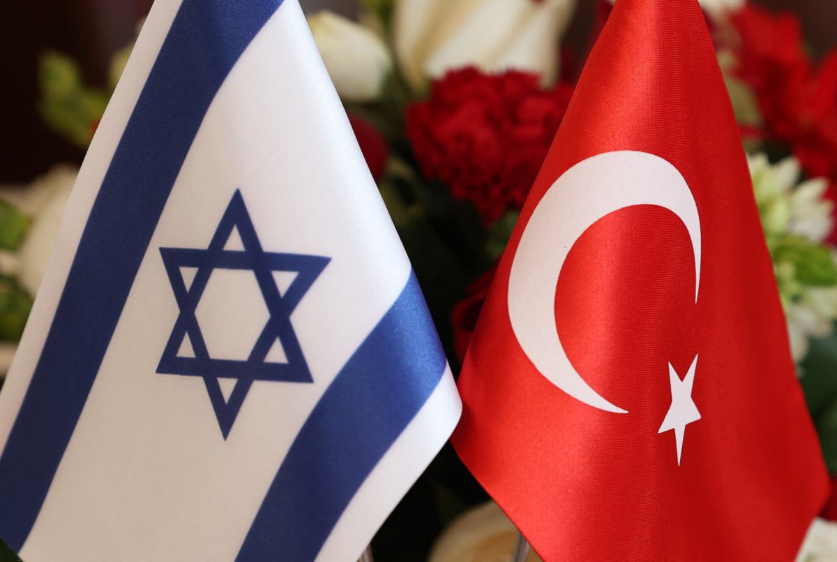 Turquía rompe relaciones comerciales con Israel.