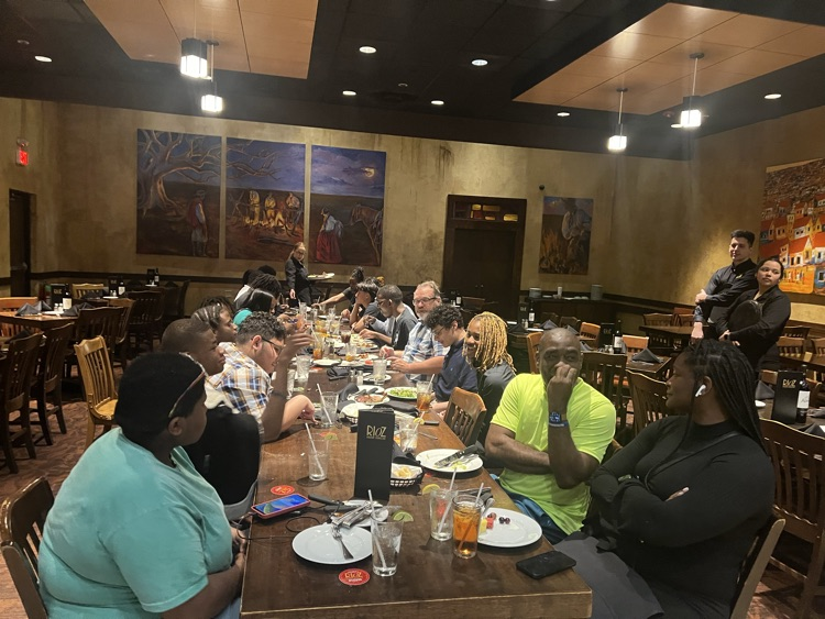Renaissance433's tweet photo. Pics from the senior trip to Myrtle Beach! https://t.co/JI2IdZfBct