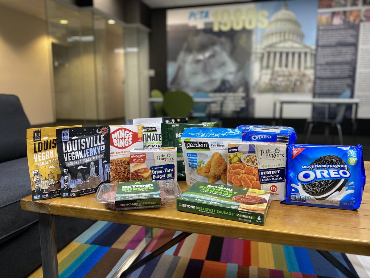 Hey @realDonaldTrump, Love that you’re up for trying vegan food, so we're sending you some of our favorites including burgers, fish, and jerky. That’s a real happy meal!