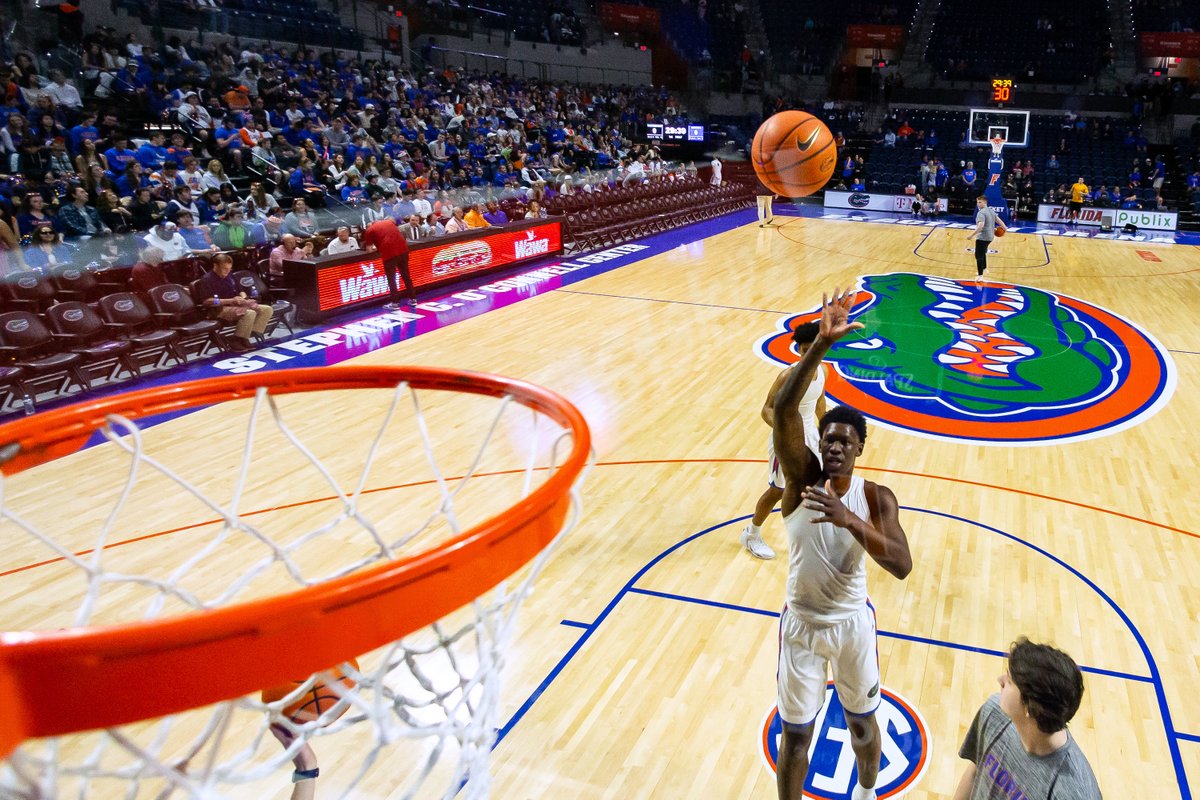The Boozer Twin Sweepstakes: Who is the Front Runner? Rivals Has the Latest...... florida.forums.rivals.com/threads/the-bo… @GatorsMBK #UF #Florida #Gators