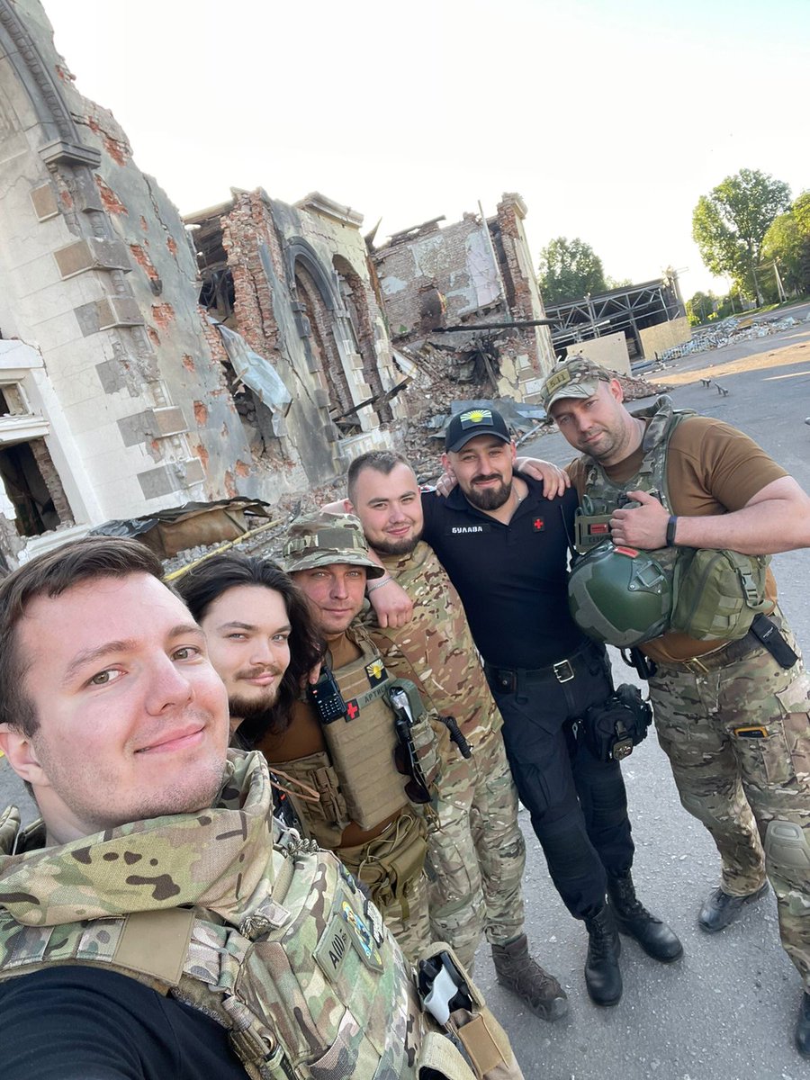 Finished filming with Ukranian Police Paramedics in the Donetsk region Medical systems pushed to the brink have to adapt to survive. Police Paramedics have been a vital lifeline for civilians living near the frontline, running into the line of fire to get locals lifesaving aid⛑️