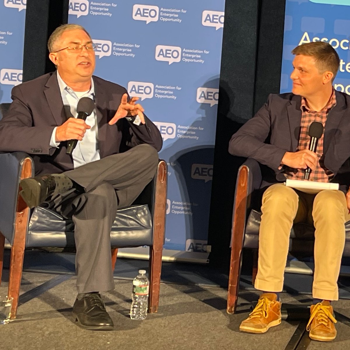 When asked how to ensure #underserved #smallbiz aren't left behind in the discussions around #ESG Scot Case says, "When you start focusing on local supply chains, then you create local economies that are more interdependent..." #RegionalCouncilsSummit #entrepreneurship #greenbiz