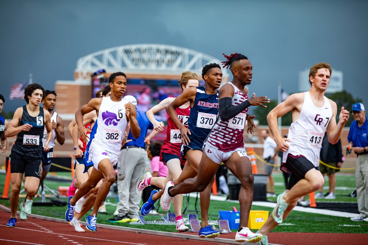 NEWS: Humble ISD athletes race to Austin for 2024 UIL State Track & Field Meet See who will represent the district the next two days at Mike A. Myers Stadium. #ShineALight #SendItOn READ: bit.ly/49YS60J