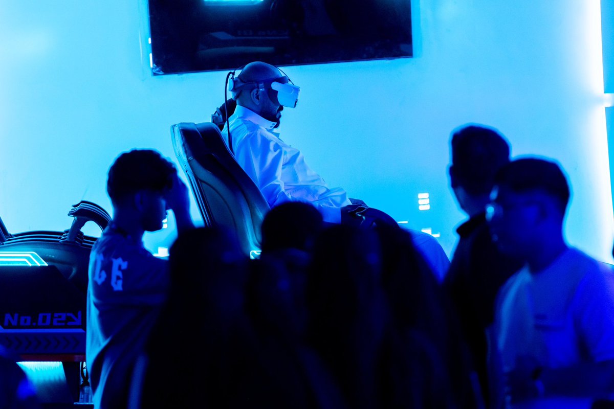 Blvd World | بوليفارد وورلد tweet media