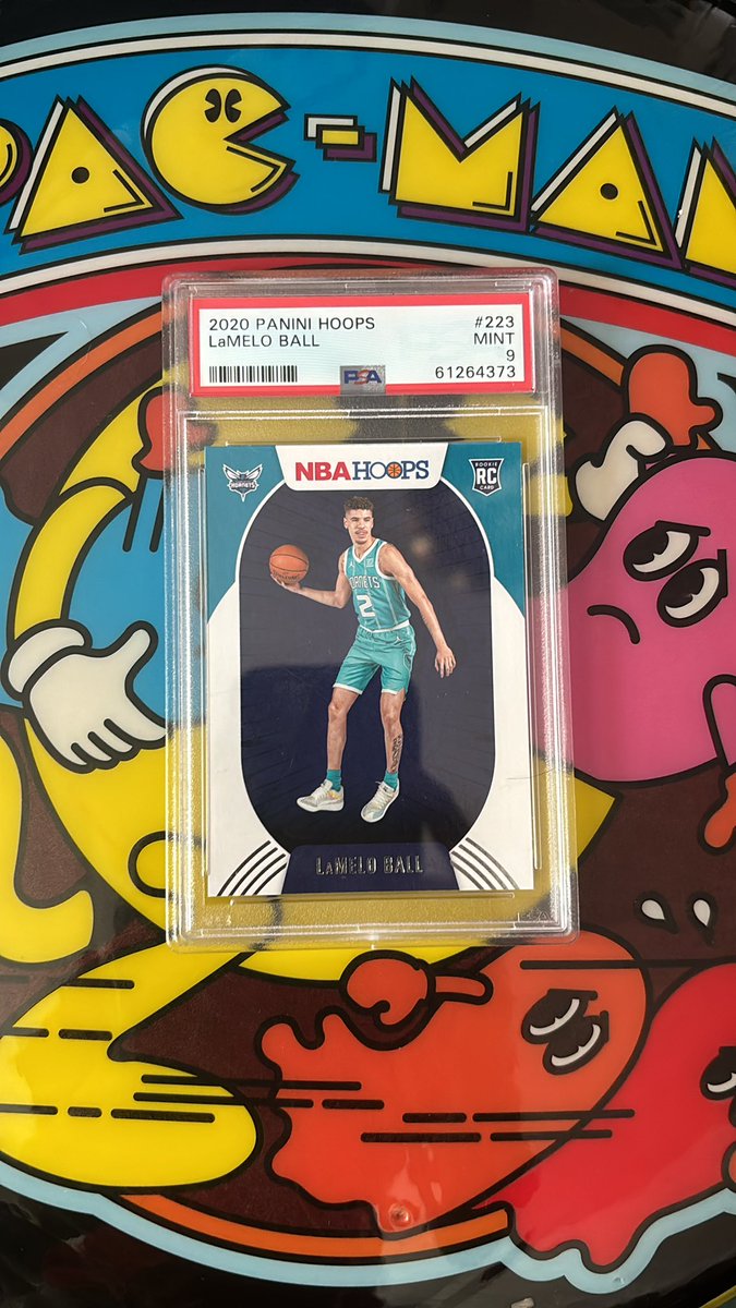 #Free #NBA #RookieCard #GiveAway @MELOD1P @hornets #GradedCard 

#NBAPlayoffs #FreeGiveAway 

350 likes & 200 repost i will pick a winner 👀👀👀👀

Rules : 

- Must be following me 
- tag 2 people 
- Like & Share the post 

( Completely Free ) #NBA 

🙏🏽🙏🏽🙏🏽