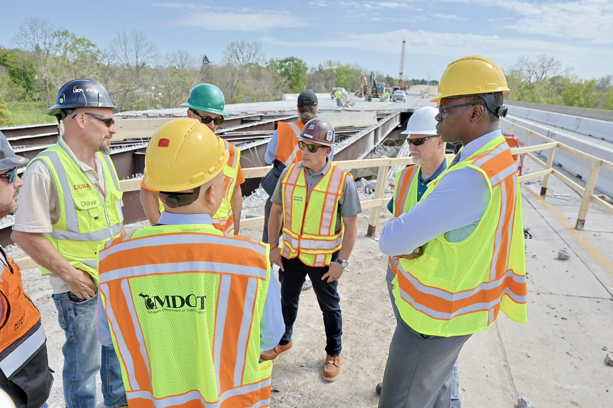 I'm excited to be in Flint to announce how we are investing $141 million to reconstruct eight miles of I-475. By strengthening our roads with materials made to last, we’re ensuring Michiganders can drop their kids off at school, run errands, and visit loved ones safely.