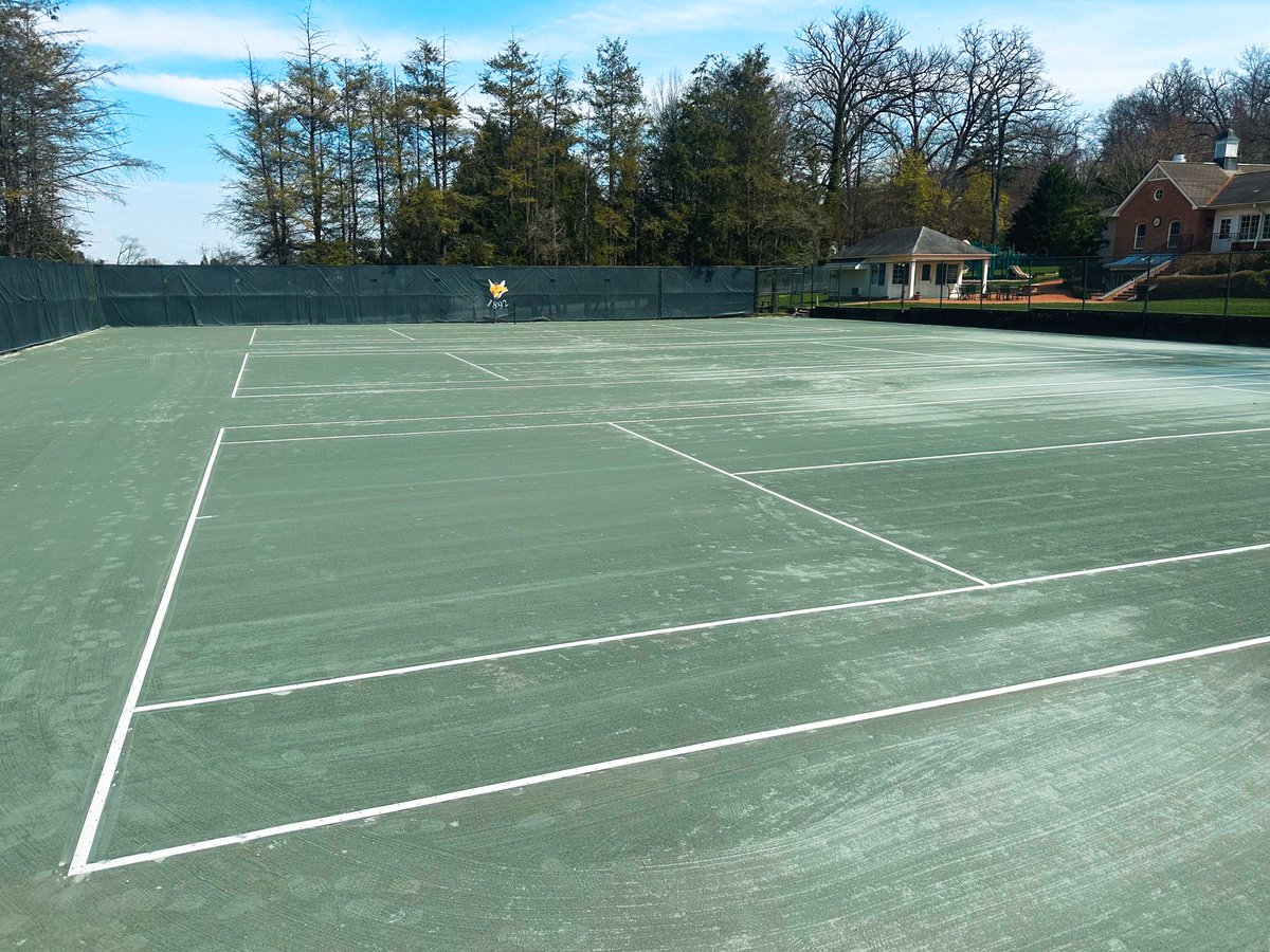 🎾We’ve had the pleasure of revamping the clay tennis courts of Green Valley Hunt Club in Owings Mills, Maryland, with top-of-the-line Har-Tru!🎾

Thank you for entrusting us with this project! We're looking forward to a fantastic partnership ahead! #Hartru #Tennis #KSC #Keystone