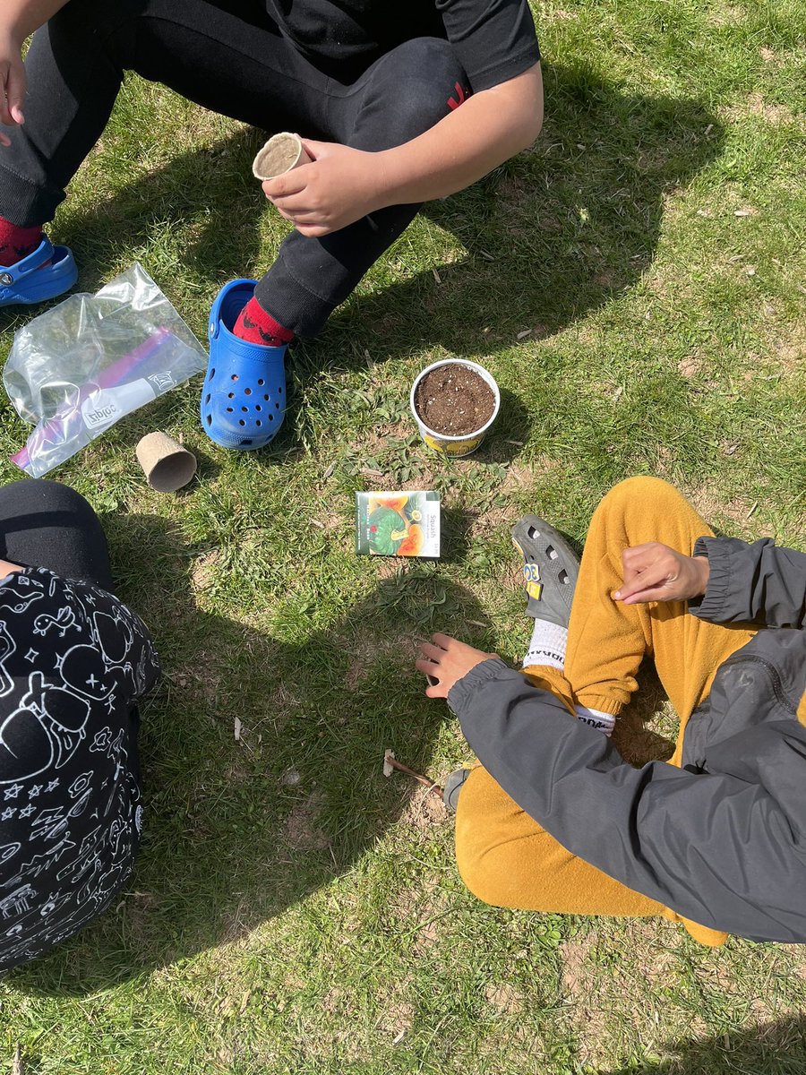 Mrs. Procter tweet media