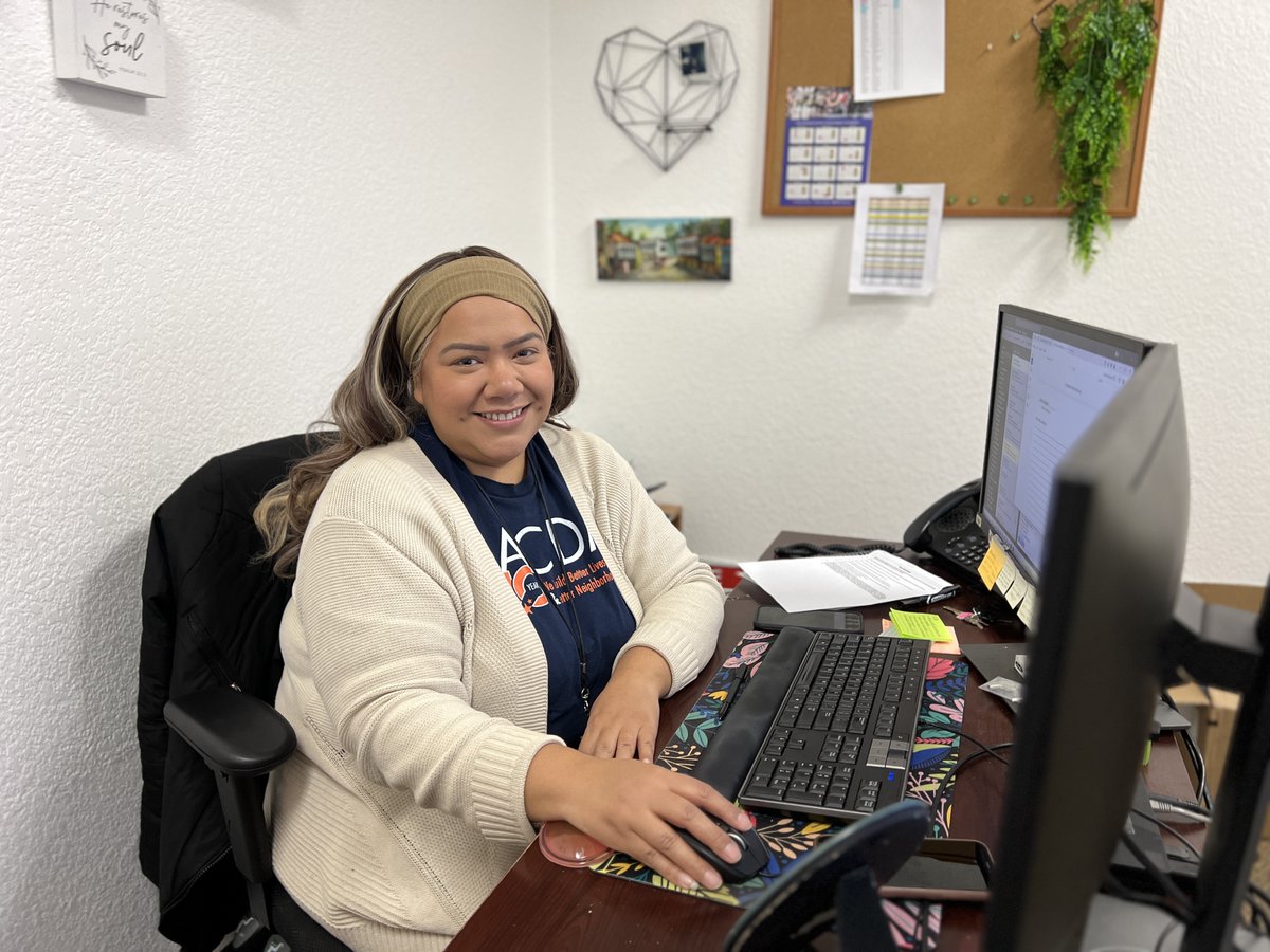 LACDevAuthority's tweet photo. #FBF to a few weeks ago when we stopped by the #LACDAβs Palmdale Office. From problem-solving wizards to collaboration champions, our #Palmdale Housing Assistance team is the heartbeat π of Antelope Valley. Join us in celebrating their passion for making a difference. #TeamLACDA https://t.co/Q4ibHGVrPM