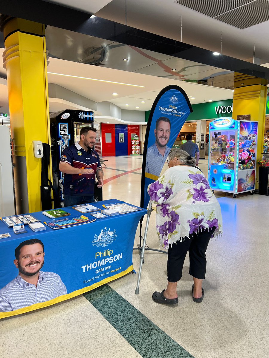 COMMUNITY CONNECTION: Great to be at Vincent Market Place Thank you to everyone who stopped for a chat at my mobile office. It was good to speak with so many of you about all things Townsville.